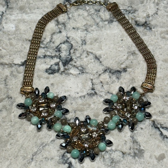 J Crew Gold Tone Statement Bib Necklace Green Amber Crystal Cluster Chain Floral - Picture 5 of 12